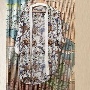 Summer & Rose Madeline Kimono, Viscose, One Size, Ivory/Beige/Blue Floral